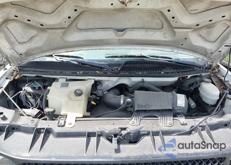 2005 Chevrolet Express from USA, damaged, VIN 1GCFG15X151253802